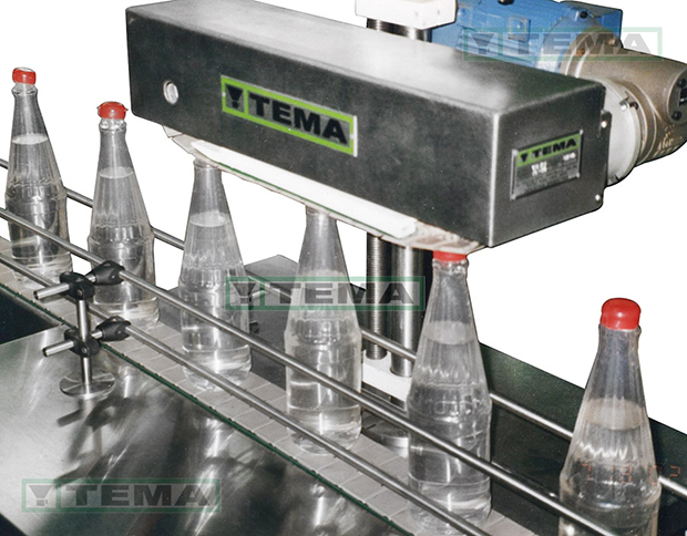 Tapadora,T-120,tapadora de botellas,tapadora de potes,tapadora de pomos,tapadora de latas,tapadora de bidones,taponadora de garrafas,rosqueadeira,Tema SRL
